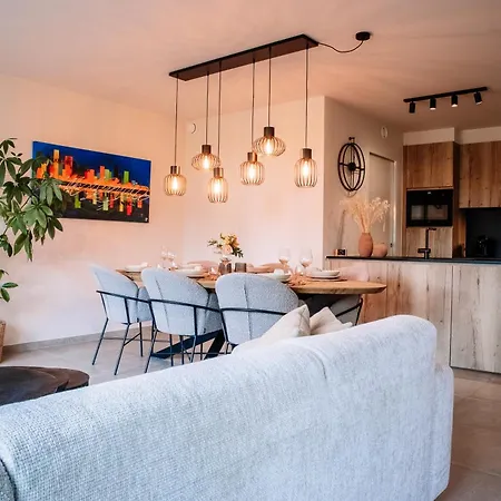 - Modern With Garage Near The Apartment Ostend