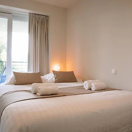 شقة - Modern With Garage Near The