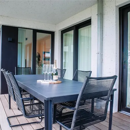 - Modern With Garage Near The أوستيند